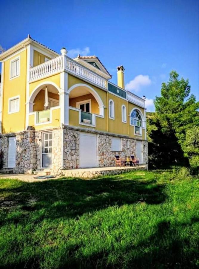 Vila Kalielaia Mouzákion Exterior photo